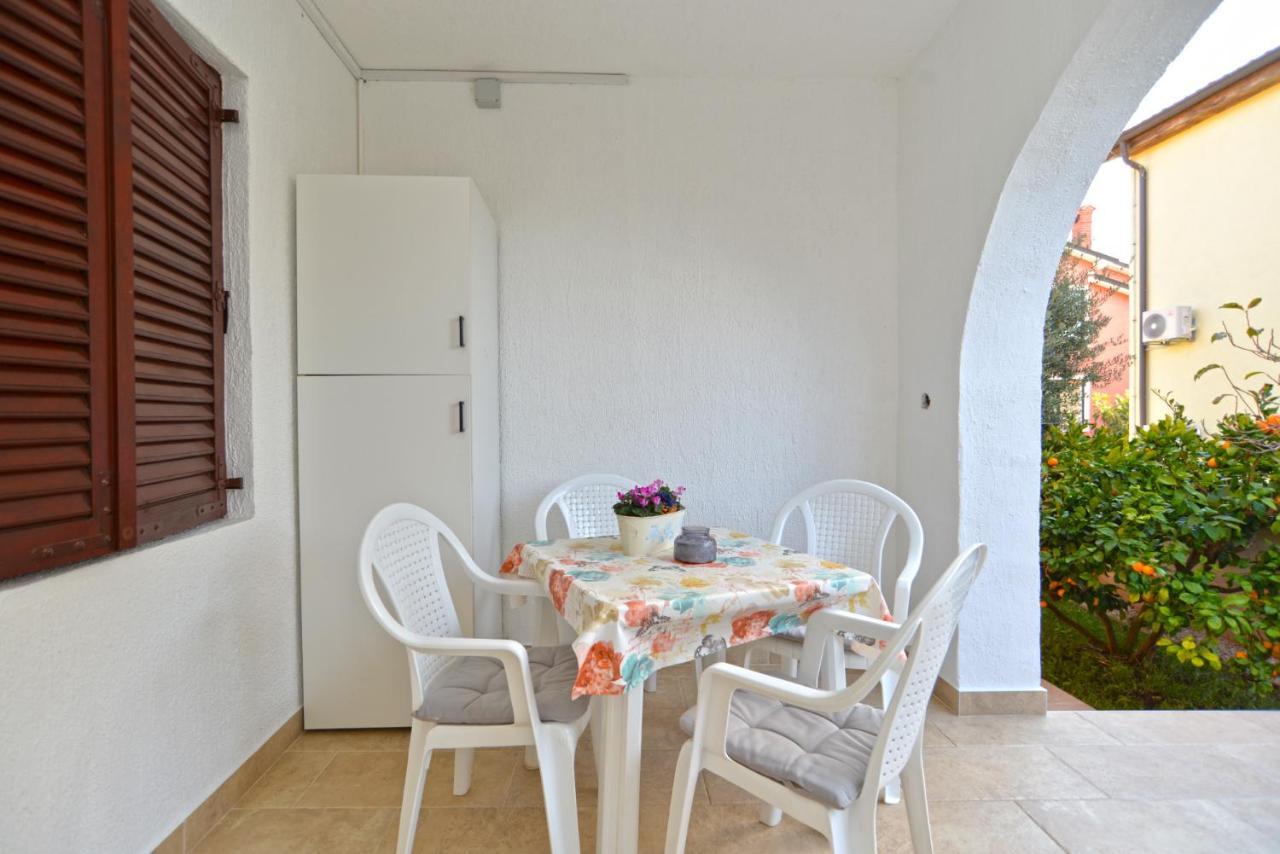 Apartments Orange 167 Novigrad  Zewnętrze zdjęcie